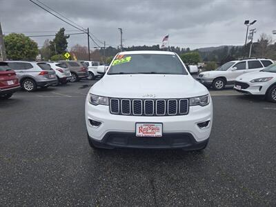 2017 Jeep Grand Cherokee Laredo E   - Photo 2 - Fortuna, CA 95540