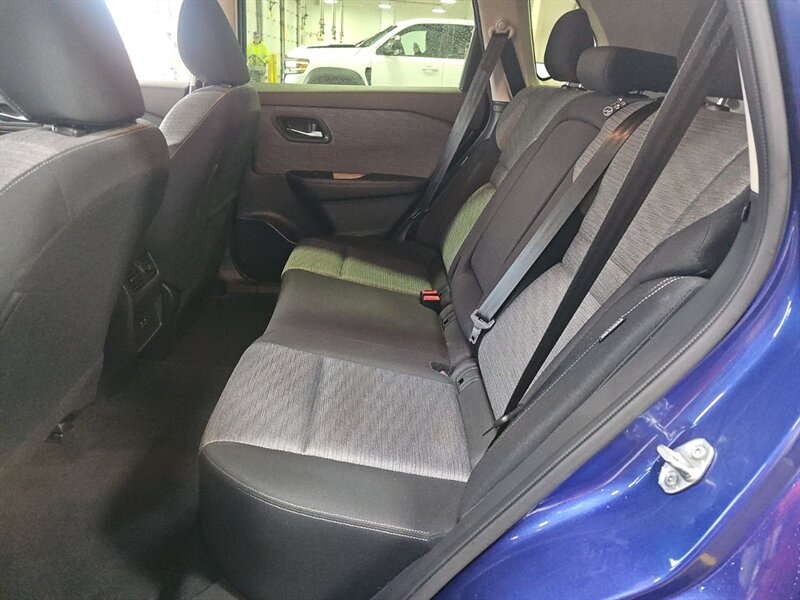 2023 Nissan Rogue SV - Photo 12 - Carmichaels, PA 15320