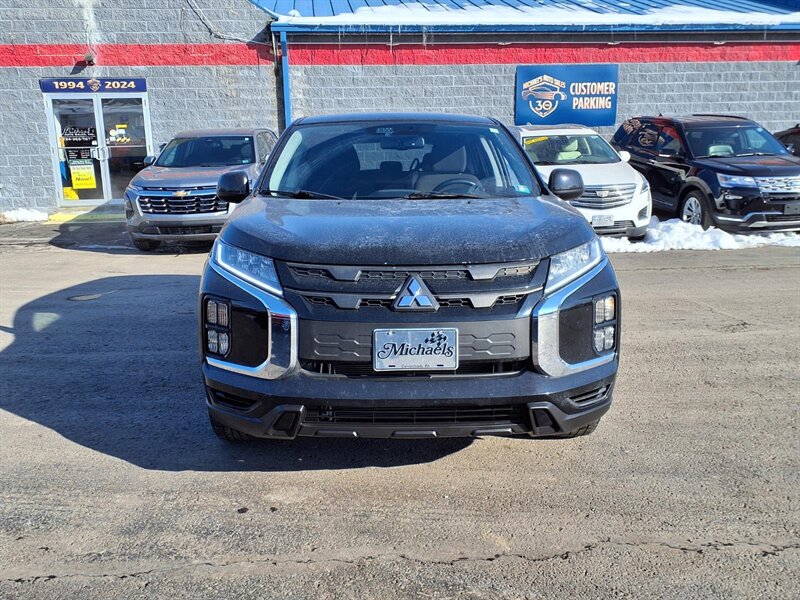 2022 Mitsubishi Outlander Sport LE  