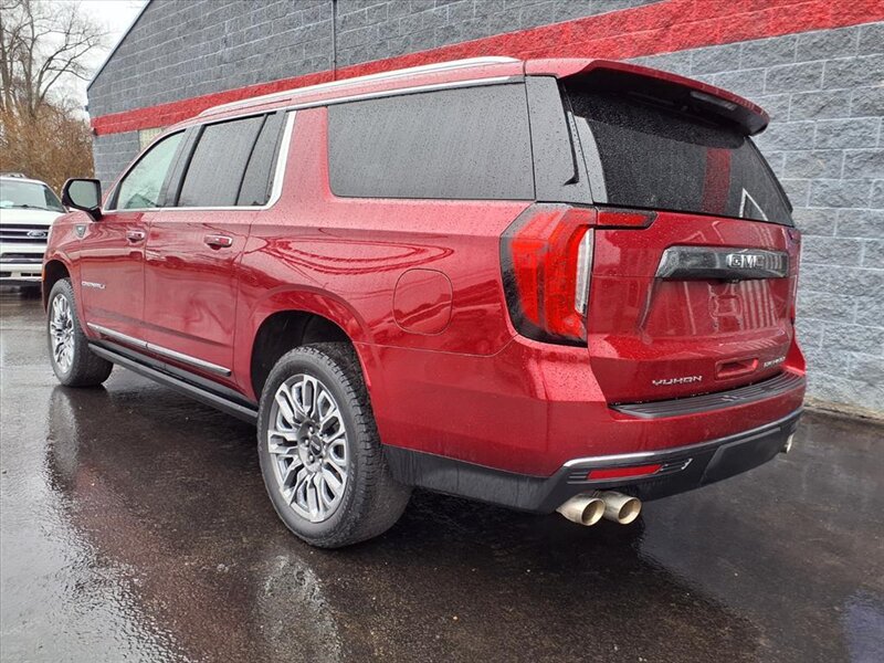 2023 GMC Yukon Denali Ultimate  
