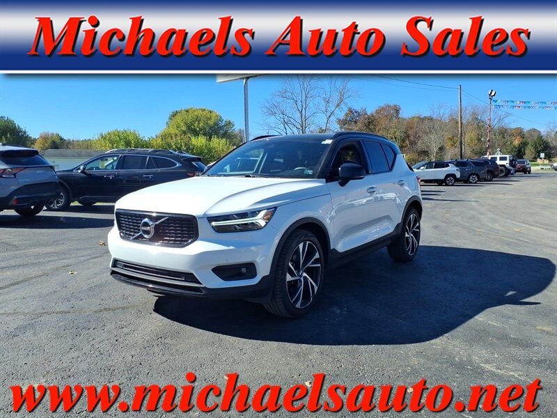 2021 Volvo XC40 T5 R-Design   - Photo 1 - Carmichaels, PA 15320