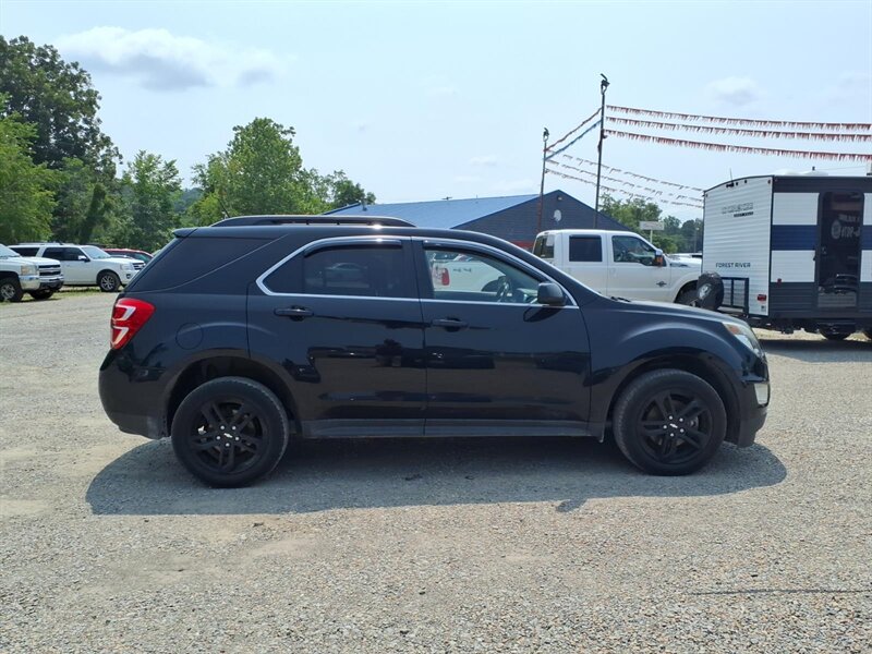 2017 Chevrolet Equinox LT - Photo 4 - Carmichaels, PA 15320