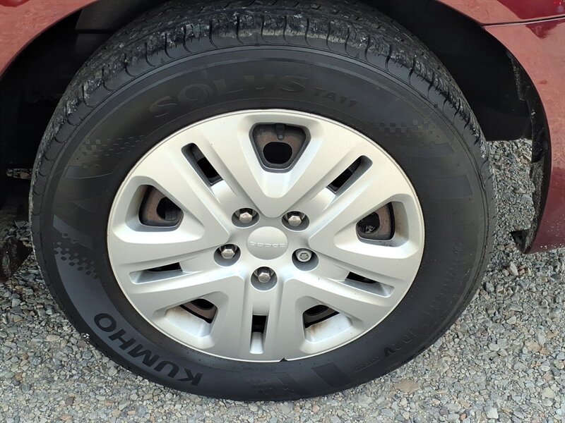 2019 Dodge Grand Caravan SE - Photo 7 - Carmichaels, PA 15320