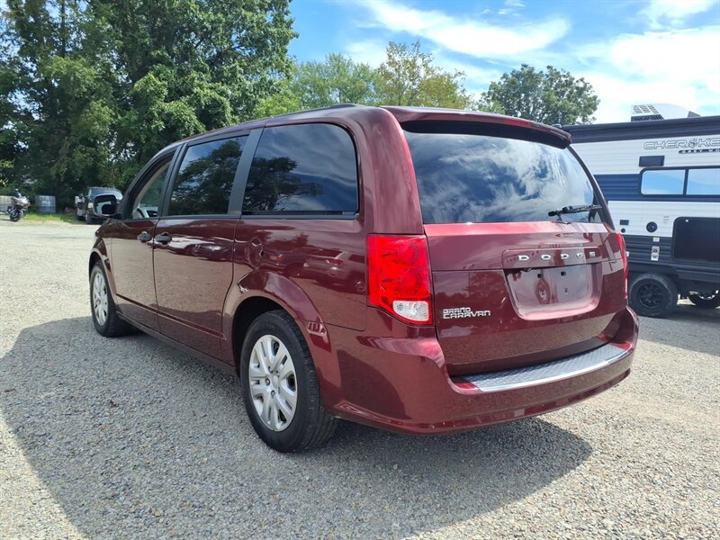 2019 Dodge Grand Caravan SE - Photo 5 - Carmichaels, PA 15320