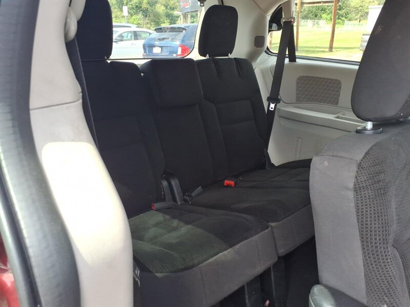 2019 Dodge Grand Caravan SE - Photo 11 - Carmichaels, PA 15320