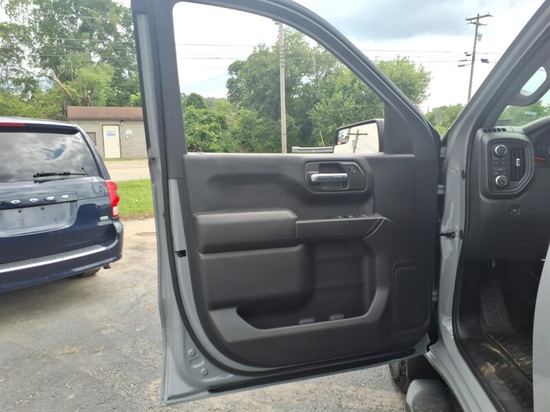 2024 Chevrolet Silverado 1500 Custom Trail Boss - Photo 6 - Carmichaels, PA 15320