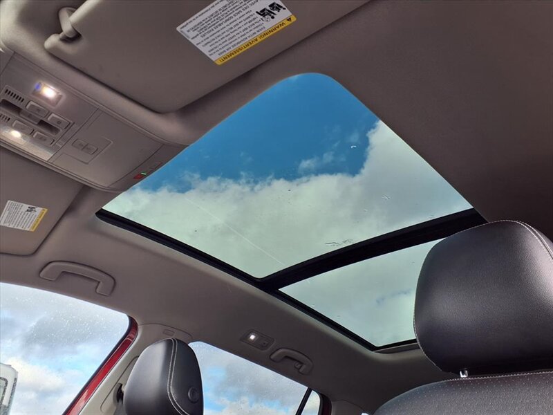 2022 Volkswagen Atlas SEL 4Motion - Photo 12 - Carmichaels, PA 15320