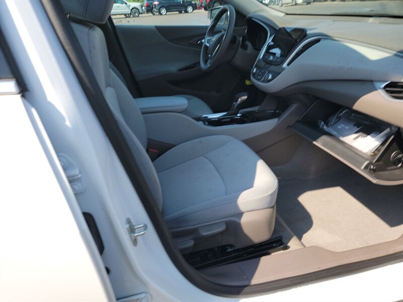 2022 Chevrolet Malibu LS Fleet - Photo 10 - Carmichaels, PA 15320
