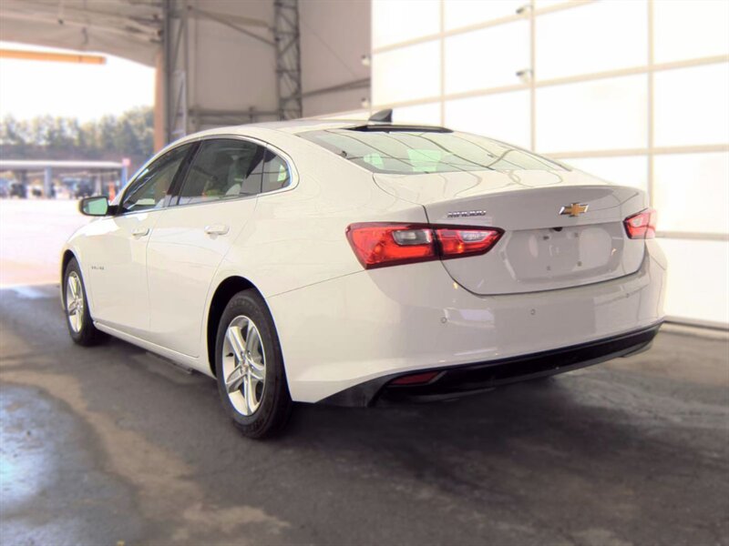 2022 Chevrolet Malibu LS Fleet - Photo 2 - Carmichaels, PA 15320