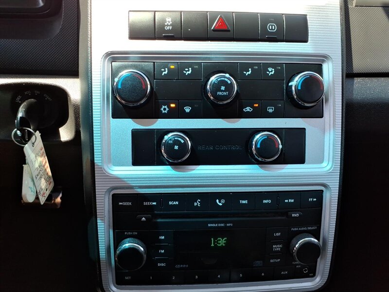 2010 Dodge Journey SXT - Photo 13 - Carmichaels, PA 15320