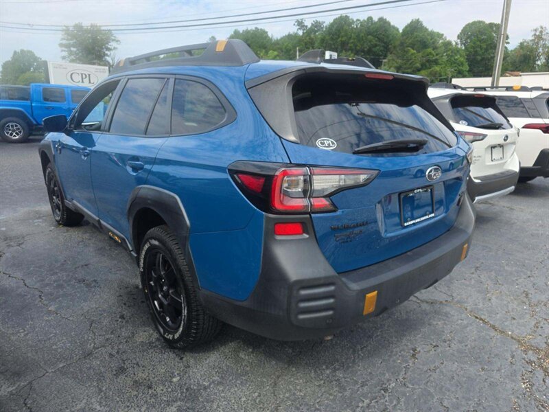 2023 Subaru Outback Wilderness - Photo 4 - Carmichaels, PA 15320