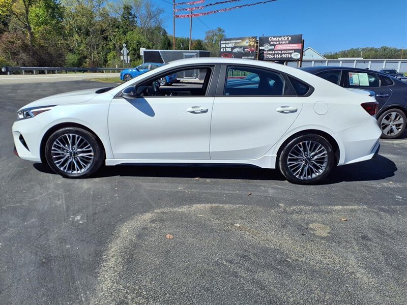 2023 Kia Forte GT-Line  