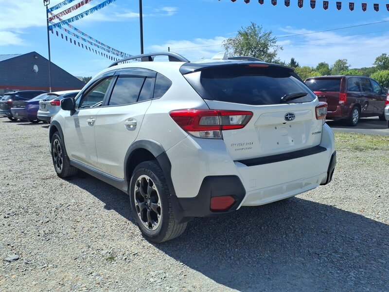 2021 Subaru Crosstrek Premium - Photo 5 - Carmichaels, PA 15320