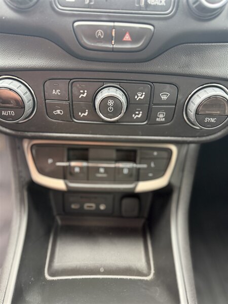 2022 GMC Terrain Denali - Photo 14 - Carmichaels, PA 15320