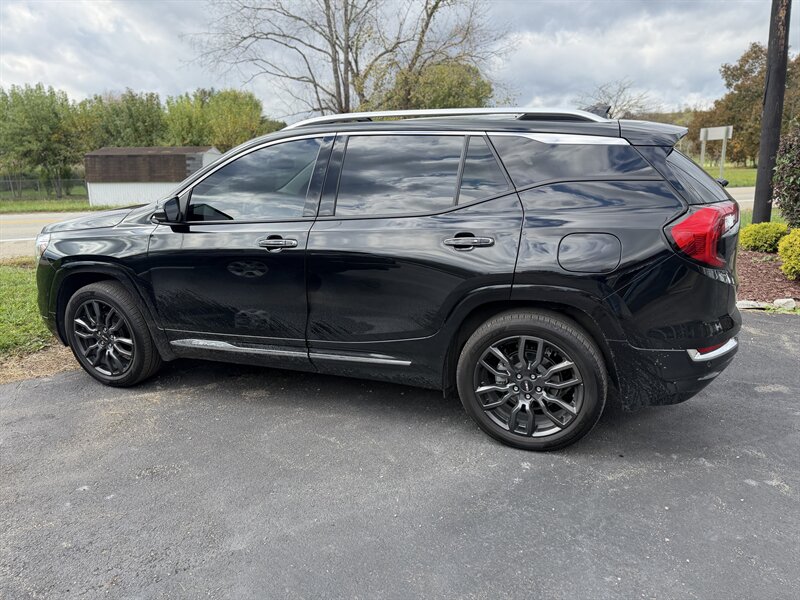 2022 GMC Terrain Denali - Photo 8 - Carmichaels, PA 15320