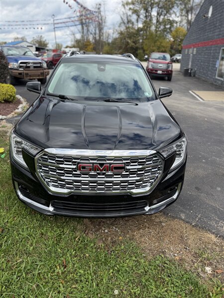 2022 GMC Terrain Denali - Photo 2 - Carmichaels, PA 15320