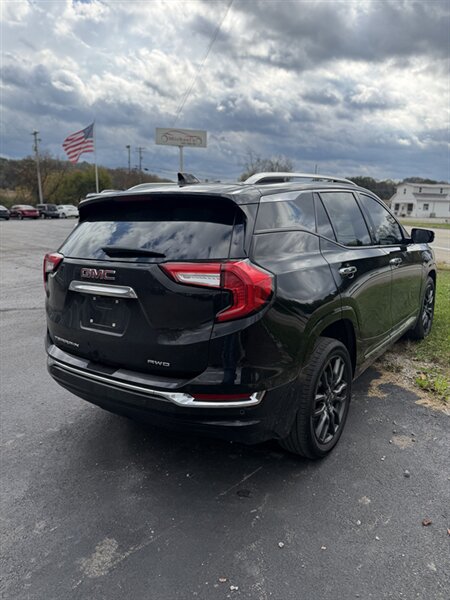 2022 GMC Terrain Denali - Photo 5 - Carmichaels, PA 15320