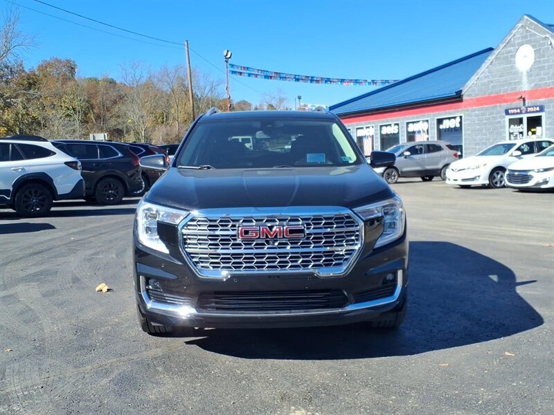 2022 GMC Terrain Denali - Photo 2 - Carmichaels, PA 15320