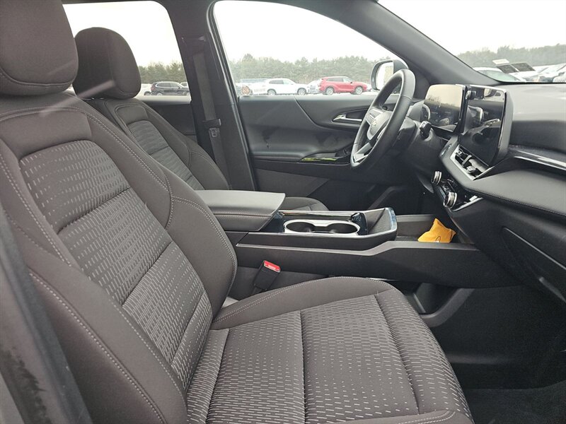 2025 Chevrolet Equinox LT - Photo 10 - Carmichaels, PA 15320