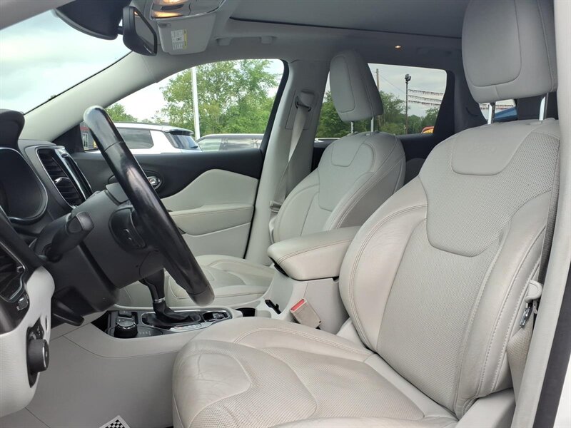 2020 Jeep Cherokee Limited - Photo 7 - Carmichaels, PA 15320