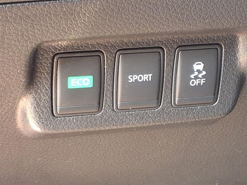 2015 Nissan Sentra SV - Photo 14 - Carmichaels, PA 15320