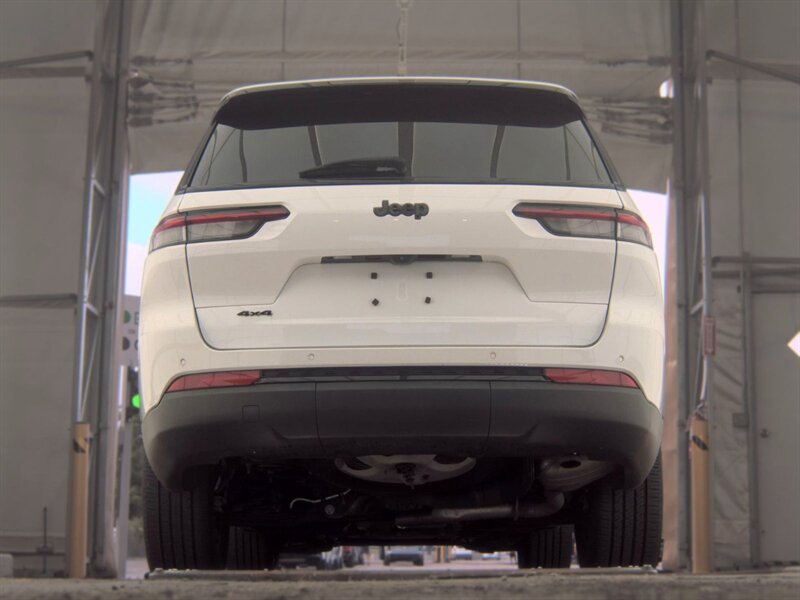 2023 Jeep Grand Cherokee L Altitude - Photo 4 - Carmichaels, PA 15320