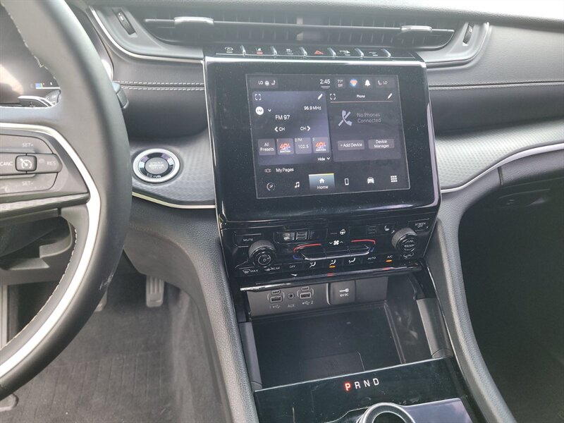 2023 Jeep Grand Cherokee L Altitude - Photo 11 - Carmichaels, PA 15320