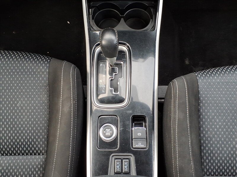 2018 Mitsubishi Outlander LE - Photo 11 - Carmichaels, PA 15320