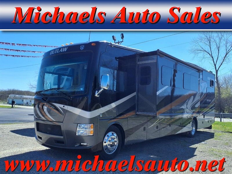2016 Ford Motorhome Chassis   - Photo 1 - Carmichaels, PA 15320