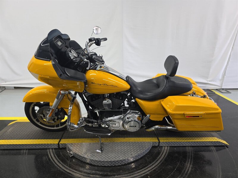 2012 Harley-Davidson Road Glide FLTRX103   - Photo 1 - Carmichaels, PA 15320
