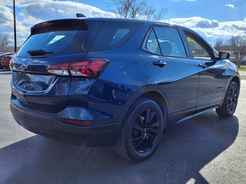 2023 Chevrolet Equinox LS - Photo 4 - Carmichaels, PA 15320