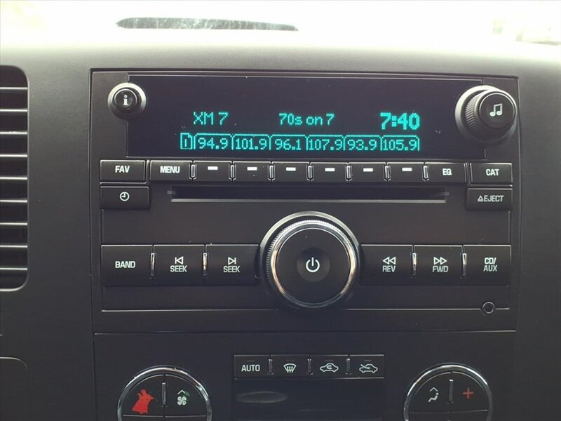 2010 Chevrolet Silverado 1500 LT - Photo 9 - Carmichaels, PA 15320