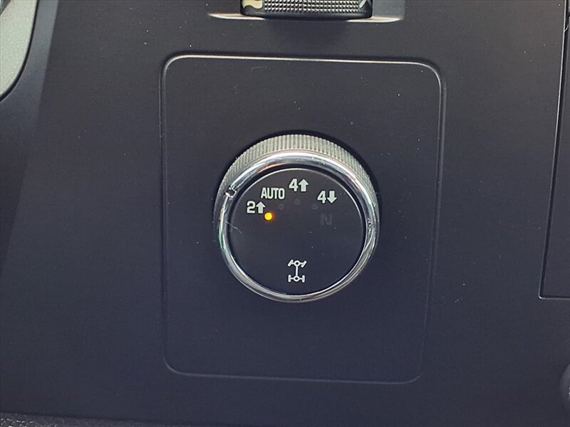 2010 Chevrolet Silverado 1500 LT - Photo 11 - Carmichaels, PA 15320