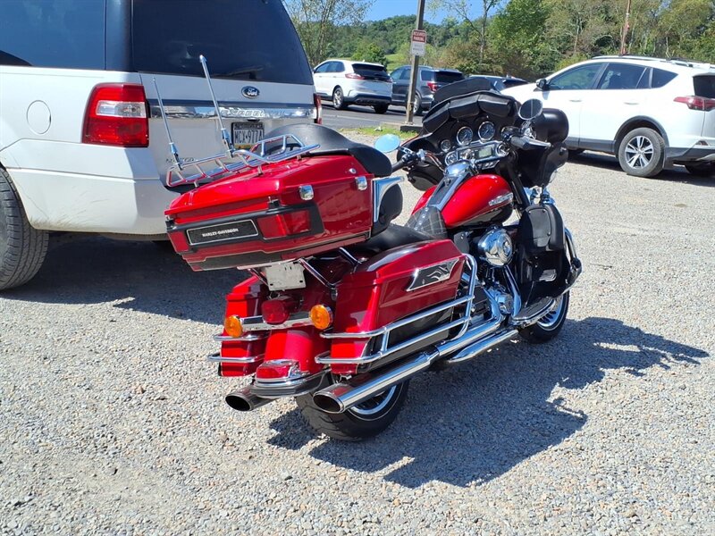2011 Harley-Davidson Electra Glide TOURING - Photo 5 - Carmichaels, PA 15320