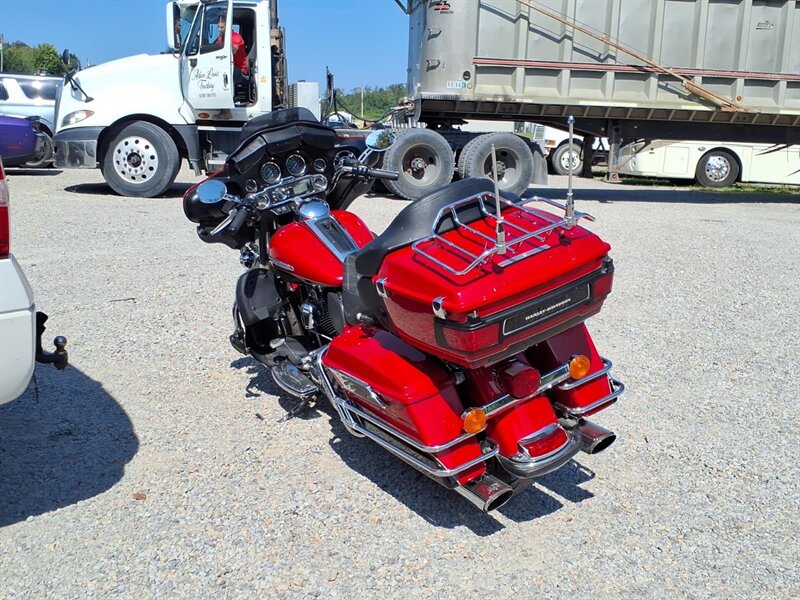 2011 Harley-Davidson Electra Glide TOURING - Photo 6 - Carmichaels, PA 15320