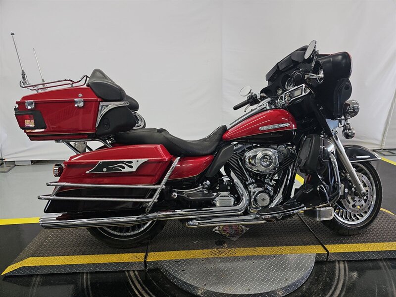 2011 Harley-Davidson Electra Glide TOURING - Photo 2 - Carmichaels, PA 15320