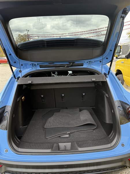 2024 Chevrolet Trax RS   - Photo 6 - Carmichaels, PA 15320