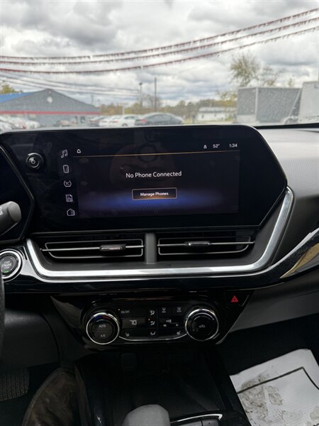 2024 Chevrolet Trax RS   - Photo 10 - Carmichaels, PA 15320