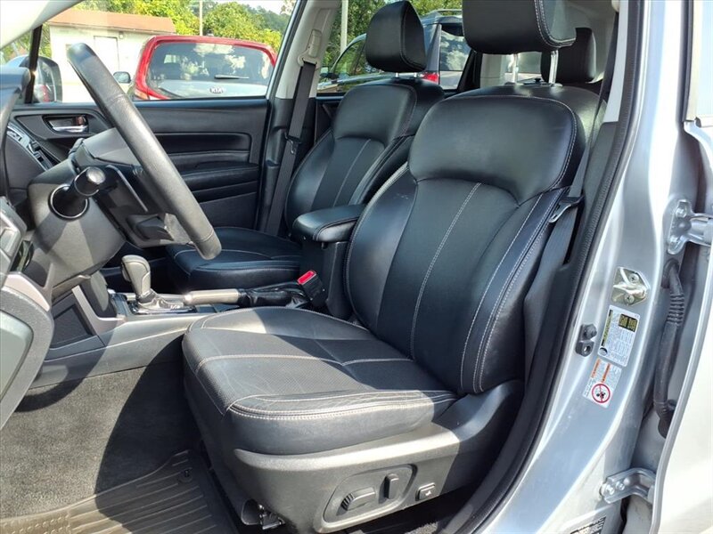 2018 Subaru Forester 2.0XT Touring   - Photo 6 - Carmichaels, PA 15320