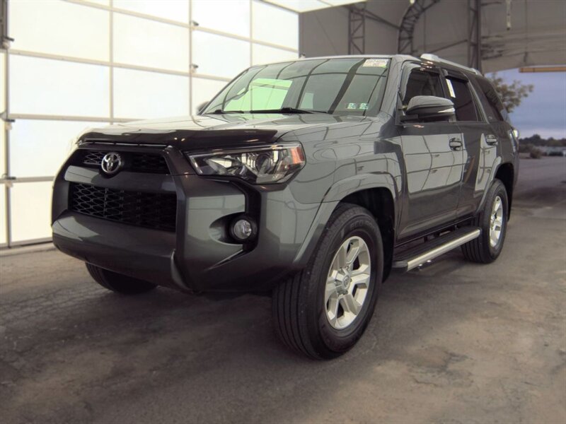 2015 Toyota 4Runner SR5 Premium   - Photo 1 - Carmichaels, PA 15320