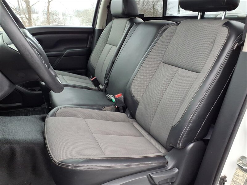 2018 Nissan Titan XD S - Photo 6 - Carmichaels, PA 15320
