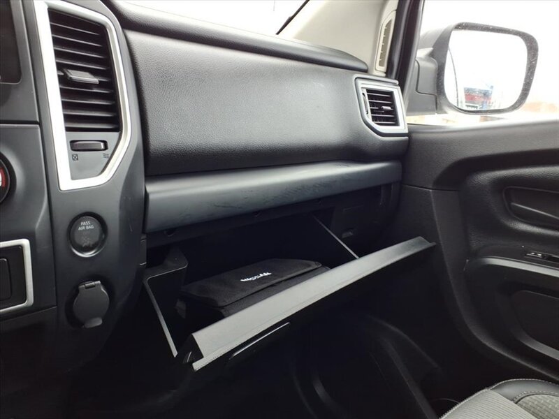 2018 Nissan Titan XD S - Photo 11 - Carmichaels, PA 15320