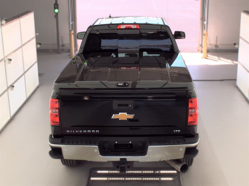 2019 Chevrolet Silverado 2500 LTZ - Photo 5 - Carmichaels, PA 15320