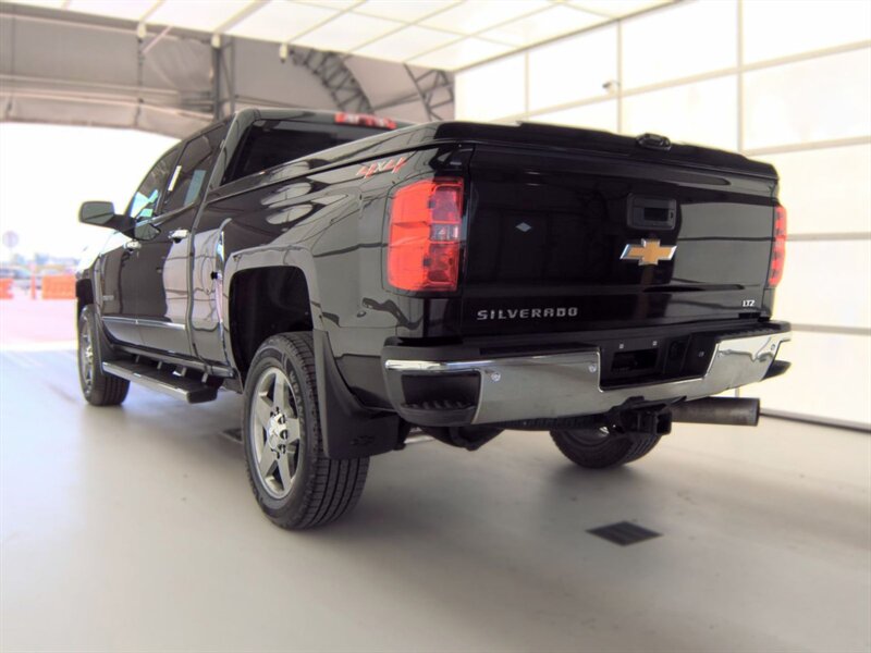 2019 Chevrolet Silverado 2500 LTZ - Photo 9 - Carmichaels, PA 15320