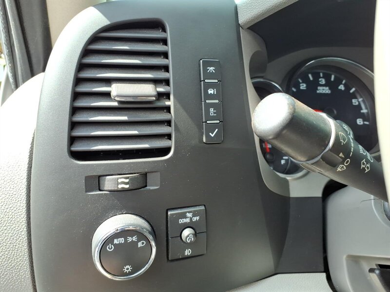 2012 GMC Sierra 1500 SLE - Photo 9 - Carmichaels, PA 15320
