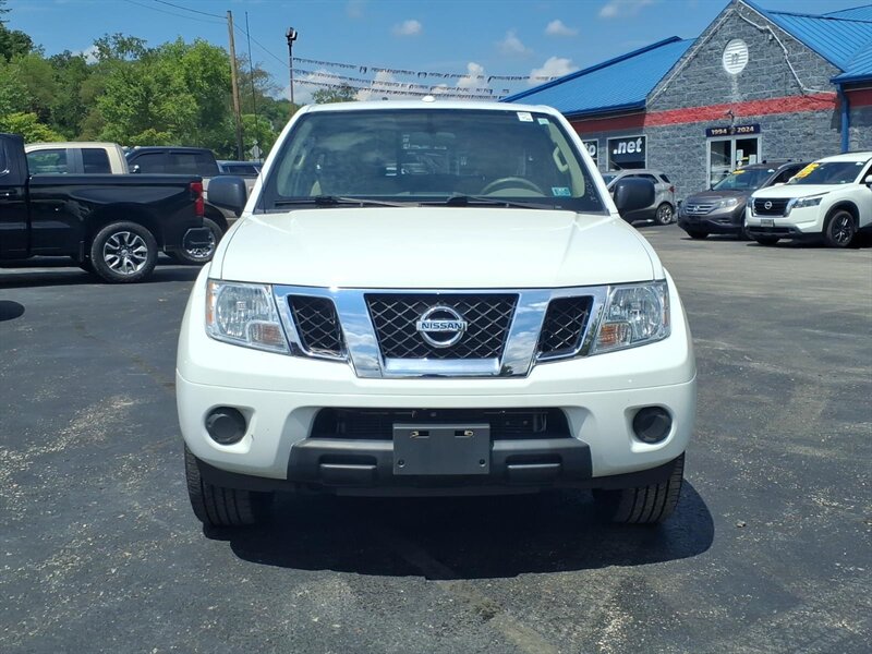 2016 Nissan Frontier SV V6 - Photo 3 - Carmichaels, PA 15320