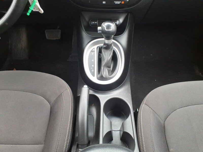 2016 Kia Soul - Photo 12 - Carmichaels, PA 15320