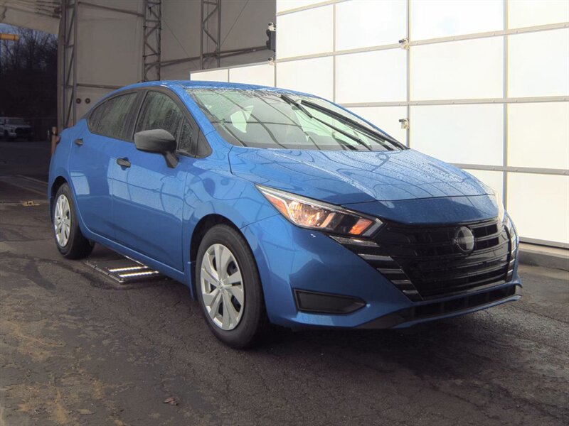 2024 Nissan Versa S - Photo 2 - Carmichaels, PA 15320