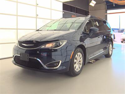 2019 Chrysler Pacifica Touring L Van