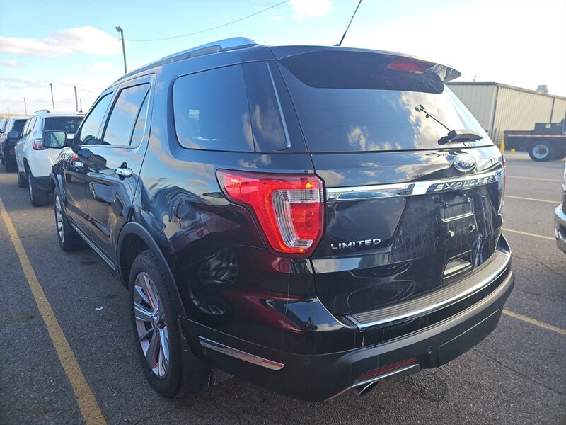 2019 Ford Explorer Limited - Photo 6 - Carmichaels, PA 15320